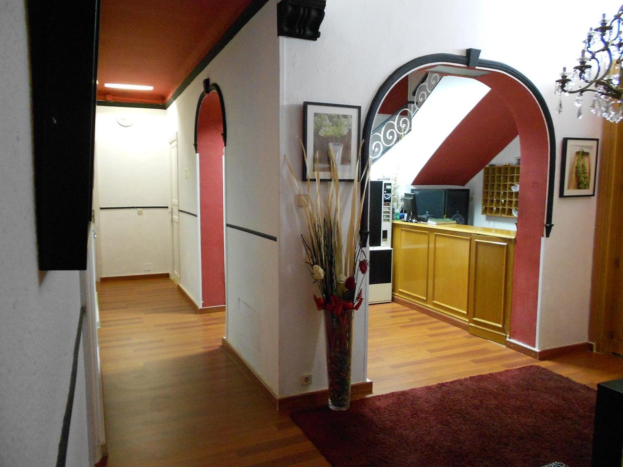 Hostal Valencia Madrid — Photos 3